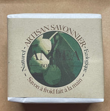 Load image into Gallery viewer, Product Front: Monoï Royal Bar Soaps Savon Creme De Tamanu By Anoea Bora Bora