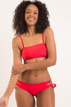 Load image into Gallery viewer, Image 08: Rio De Sol Bas Bottom Rouge Madrid