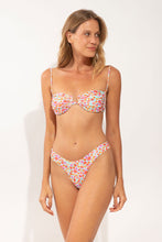 Load image into Gallery viewer, Image 07: Rio De Sol Haut Top Ditsy-Sky Zaya