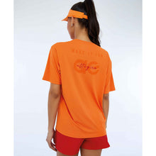Load image into Gallery viewer, Model Back: Alto Giro Fitness Haut T-Shirt Skin Fit Make It Fun Laranja Gym