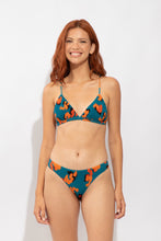 Load image into Gallery viewer, Model Front: Rio De Sol Bas Bottom Luma Essential-Comfy