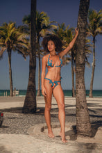 Load image into Gallery viewer, Image 06: Rio De Sol Bas Bottom Luma Mel