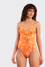 Load image into Gallery viewer, Model Front: Rio De Sol Une Pièce Trail-Orange Hype