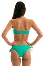 Load image into Gallery viewer, Model Back: Rio De Sol Bas Bottom Bahamas Reto