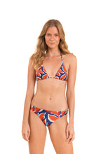 Load image into Gallery viewer, Model Front: Rio De Sol Ensemble Set Leaves Tri-Inv Essential-Comfy