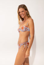 Load image into Gallery viewer, Image 04: Rio De Sol Bas Bottom Olyra Madrid