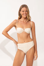 Load image into Gallery viewer, Image 06: Rio De Sol Haut Top Malibu-Natural Zaya