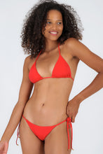 Load image into Gallery viewer, Gallery: Rio De Sol Ensemble Set Rouge Tri-Inv Lacinho