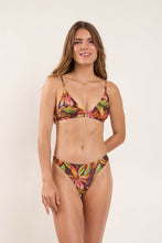 Load image into Gallery viewer, Model Front: Rio De Sol Haut Top Fiore Tri-Fixo