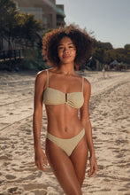 Load image into Gallery viewer, Image 14: Rio De Sol Haut Top Brisa-Pistache Sara