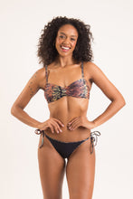 Load image into Gallery viewer, Image 06: Rio De Sol Ensemble Set Cobra Twist Ibiza-Comfy