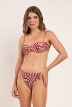 Load image into Gallery viewer, Image 05: Rio De Sol Haut Top Dune Kelli