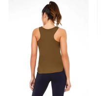 Load image into Gallery viewer, Model Back: Alto Giro Fitness Haut Regata Skin Fit Inspiracional Verde Olive