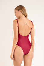 Load image into Gallery viewer, Model Back: Rio De Sol Une Pièce Touch-Carmim Tina