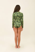 Load image into Gallery viewer, Model Back: Uv Line Une Pièce Fille Girl Macae Folhagem Verde Upf50+