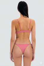 Load image into Gallery viewer, Model Back: Rio De Sol Haut Top Confetti Mila