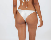 Load image into Gallery viewer, Image 06: Rio De Sol Bas Bottom Shimmer-White Cheeky-Rope