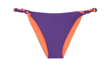 Load image into Gallery viewer, Product Front: Rio De Sol Bas Bottom Amuleto Essential-Rev