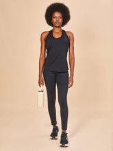 Load image into Gallery viewer, Model Front: Uv Line Fitness Haut Regata Sport Color Fem Preto Upf50+