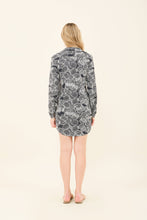 Load image into Gallery viewer, Model Back: Uv Line Chemise Shirtdress Dalia Marinho Upf50+