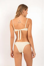 Load image into Gallery viewer, Model Back: Rio De Sol Haut Top Brisa-Offwhite Juliette