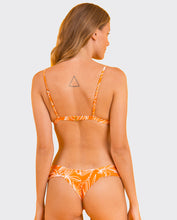 Load image into Gallery viewer, Image 07: Rio De Sol Ensemble Set Trail-Orange Tri-Fixo Baobi-Cheeky