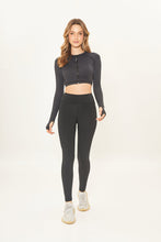 Load image into Gallery viewer, Model Front: Uv Line Fitness Bas Legging Fit Aspen Black Upf50+