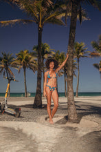 Load image into Gallery viewer, Image 13: Rio De Sol Haut Top Luma Mel