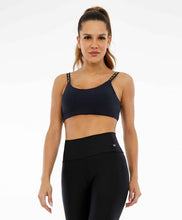 Load image into Gallery viewer, Model Front: Alto Giro Fitness Haut Top Bodytex Alcas Personalizadas Preto