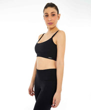 Load image into Gallery viewer, Image 04: Alto Giro Fitness Haut Top Unique Reverse Preto
