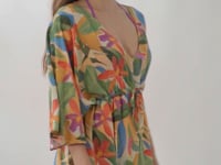 Load and play video in Gallery viewer, Video: Rio De Sol Robe De Plage Tropical Kaftan Bel