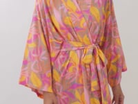 Load and play video in Gallery viewer, Video: Rio De Sol Robe De Plage Lyla Kimono