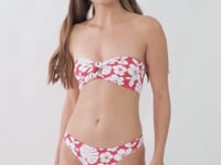 Load and play video in Gallery viewer, Video: Wednesday In Hawaii By Rio De Sol Bas Bottom Pua-Hibiscus Waikiki