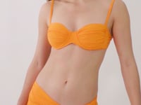 Load and play video in Gallery viewer, Video: Rio De Sol Jupe De Page Bio-Laranjada Skirt Knot
