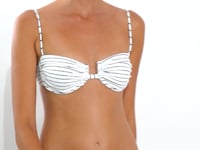 Load and play video in Gallery viewer, Video: Rio De Sol Chouchou Linea-White Scrunchie