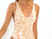 Load and play video in Gallery viewer, Video: Rio De Sol Une Pièce Sahari Sunny