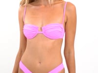 Load and play video in Gallery viewer, Video: Rio De Sol Haut Top Crespinho-Rosa Zaya