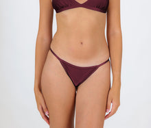 Load image into Gallery viewer, Gallery: Rio De Sol Bas Bottom Barolo California