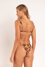 Load image into Gallery viewer, Model Back: Rio De Sol Bas Bottom Fiore Cali