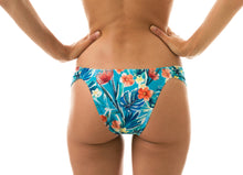 Load image into Gallery viewer, Image 06: Rio De Sol Bas Bottom Isla Band Comfort