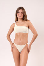 Load image into Gallery viewer, Model Front: Rio De Sol Bas Bottom Malibu-Natural Bia