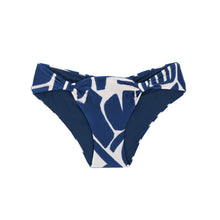 Load image into Gallery viewer, Product Front: Rio De Sol Bas Bottom Pottery Mel