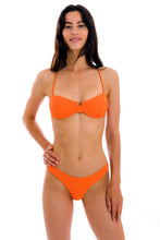 Load image into Gallery viewer, Model Front: Rio De Sol Bas Bottom St-Tpz-Tangerina Essential