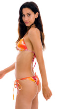 Load image into Gallery viewer, Image 04: Rio De Sol Bas Bottom Tiedye-Red Frufru