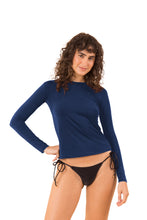 Load image into Gallery viewer, Model Front: Rio De Sol Haut Navy Rash-Guard