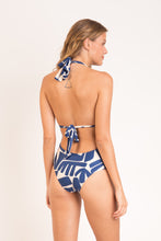 Load image into Gallery viewer, Model Back: Rio De Sol Une Pièce Pottery Mel-Op