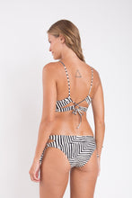 Load image into Gallery viewer, Model Back: Rio De Sol Ensemble Set Collage Camille Madrid