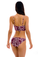 Load image into Gallery viewer, Model Back: Rio De Sol Ensemble Set Palms-Vine Balconet-Anna Comfy