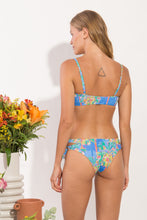 Load image into Gallery viewer, Model Back: Rio De Sol Ensemble Set Treetop Bandeau-Reto Madrid