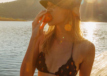 Load image into Gallery viewer, Image 06: Rio De Sol Haut Top Cashew Frufru